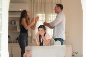 Read more about the article How to Break Free from a Toxic Family Environment